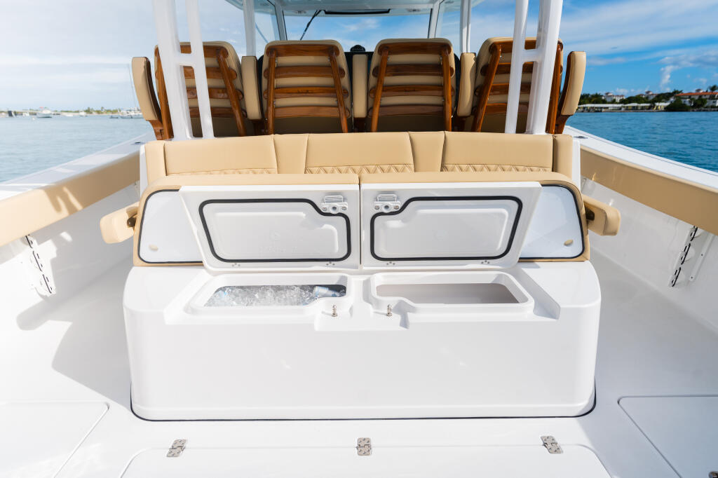 Detail image of Mezzanine Rear Cooler