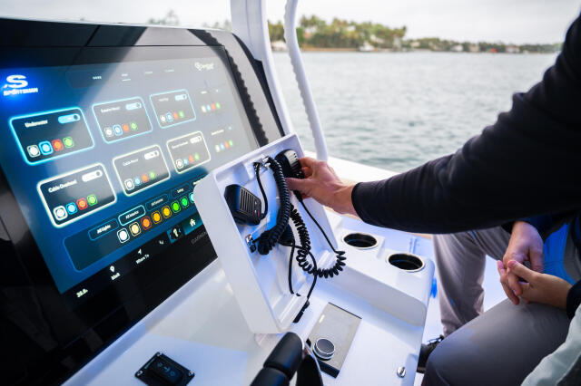 Detail image of the Open 402 Center Console