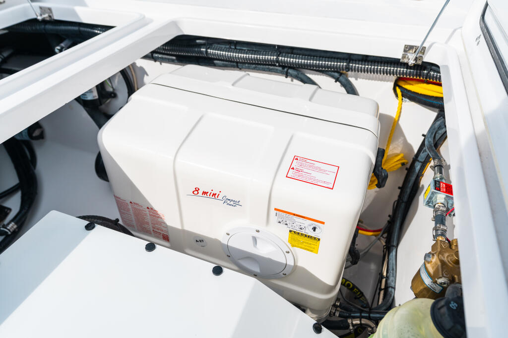 Detail image of Generator 8kW Fischer Panda