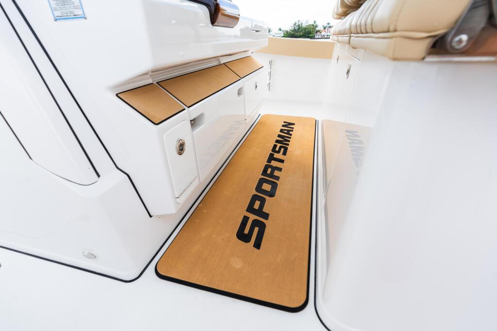 Detail image of Console Footrest w/ Pads