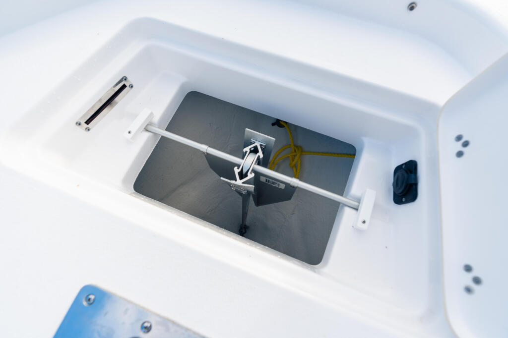 Detail image of Bow Anchor Locker