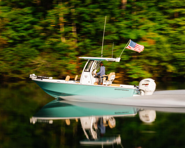 Detail image of the Masters 227 Bay Boat