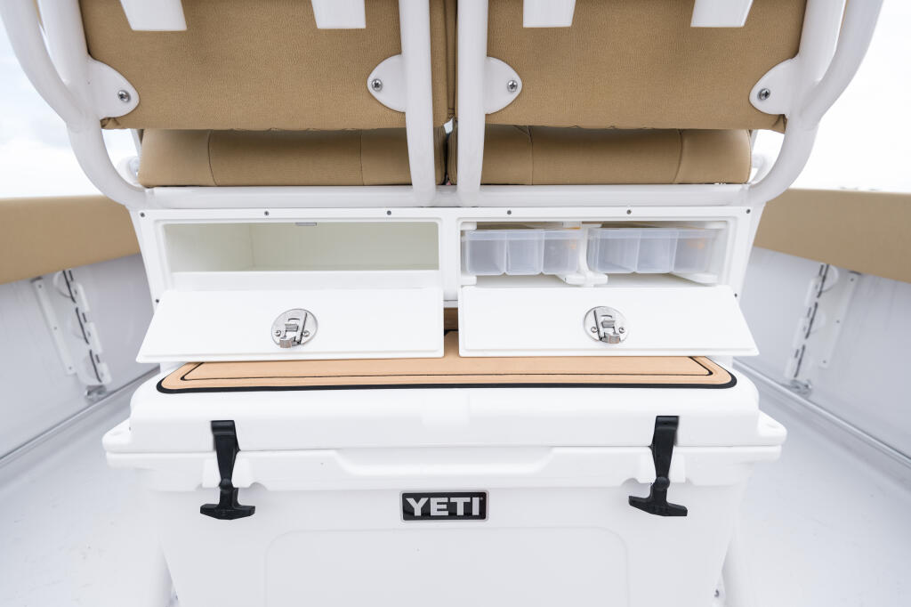 Detail image of Under Leaning Post Tackle Storage