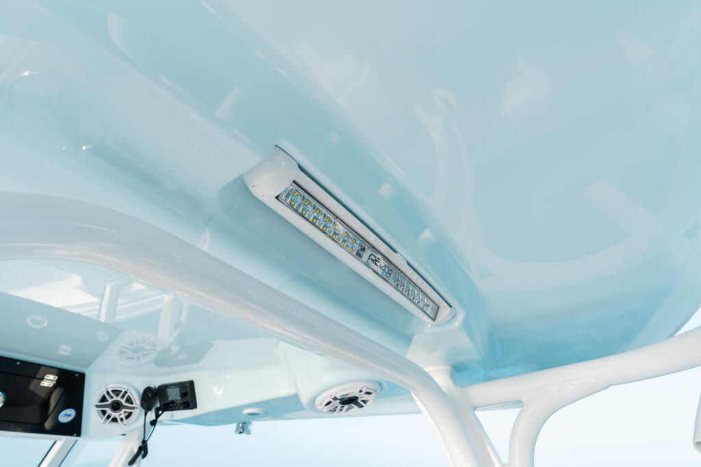 Detail image of Rear Lumitec 18” Razor Flood Light Bar