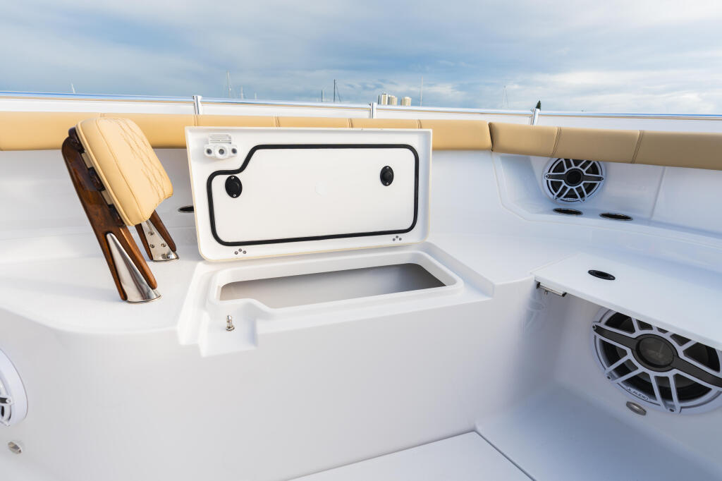 Detail image of Bow Storage