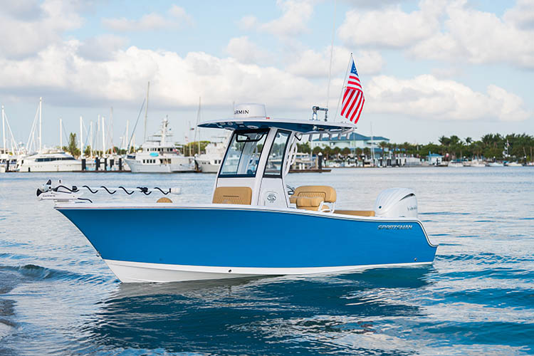 Cover image for the post What to Look for in a Center Console Boat Under 25 Feet