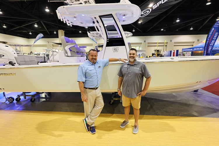 Cover image for the post Atlantic Marine Attends First Two Boat Shows As A Sportsman Dealer