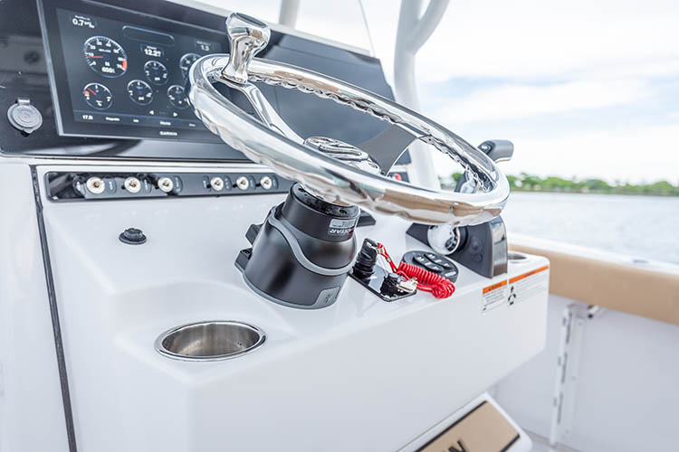 Open 242 Center Console · Features | Sportsman Boats