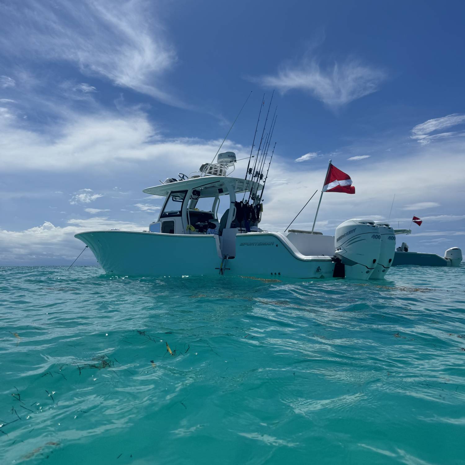 Title: 322 Open diving - On board their Sportsman Open 322 Center Console - Location: Bimini, Bahamas. Participating in the Photo Contest #SportsmanAugust2024