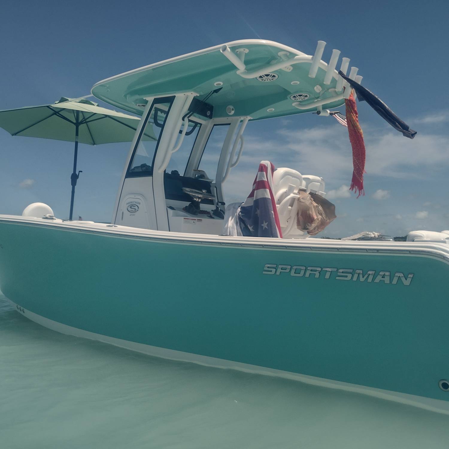 Title: 4th of July weekend - On board their Sportsman Heritage 231 Center Console - Location: Key largo. Participating in the Photo Contest #SportsmanJuly2024