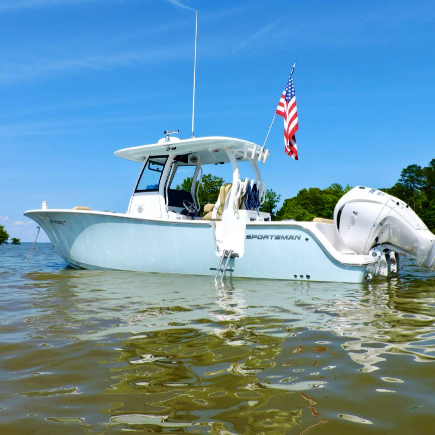 Title: Open 282 at the sandbar - On board their Sportsman Open 282 Center Console - Location: Lake Marion. Participating in the Photo Contest #SportsmanNovember2024