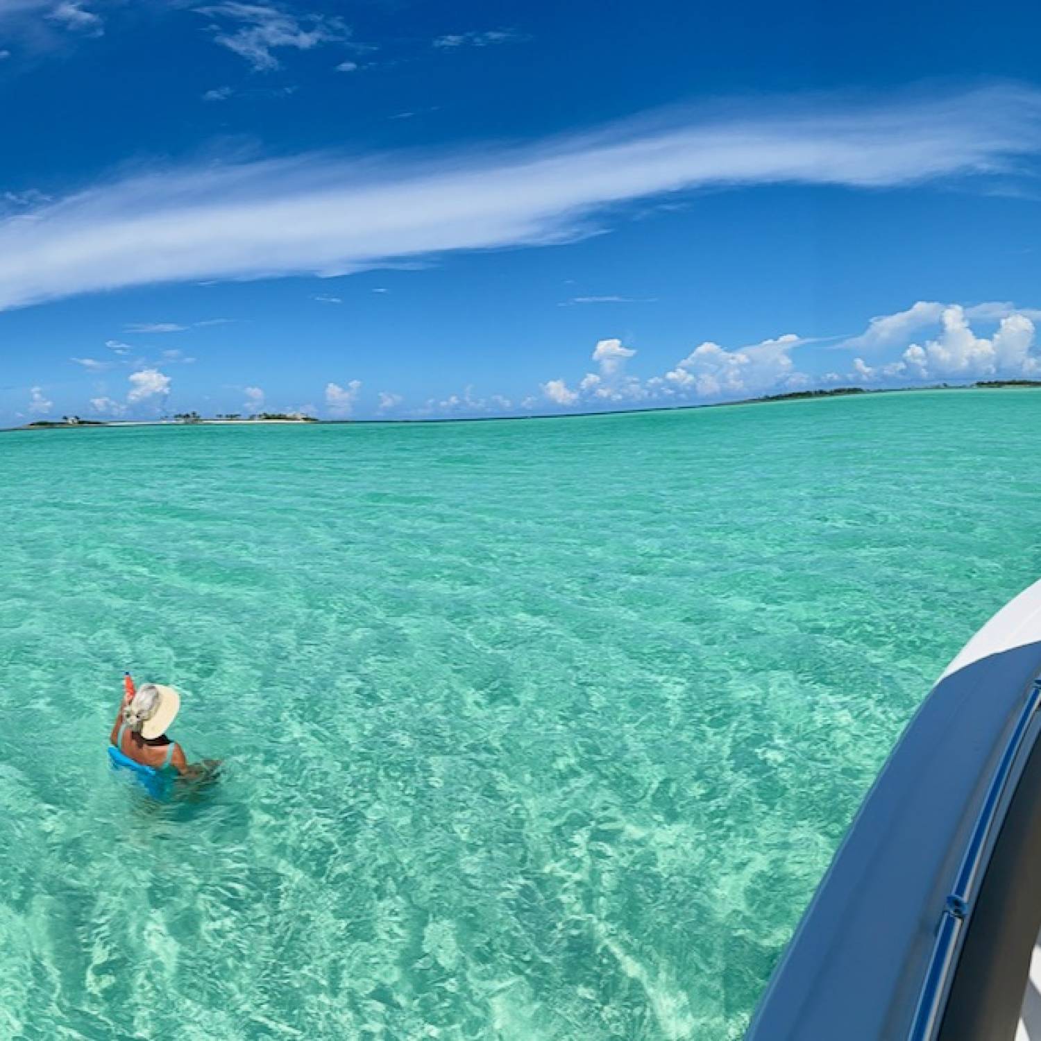 We're anchored in 3 feet of water off a large sand bar called Gilliam Bay.  The water color is famous...