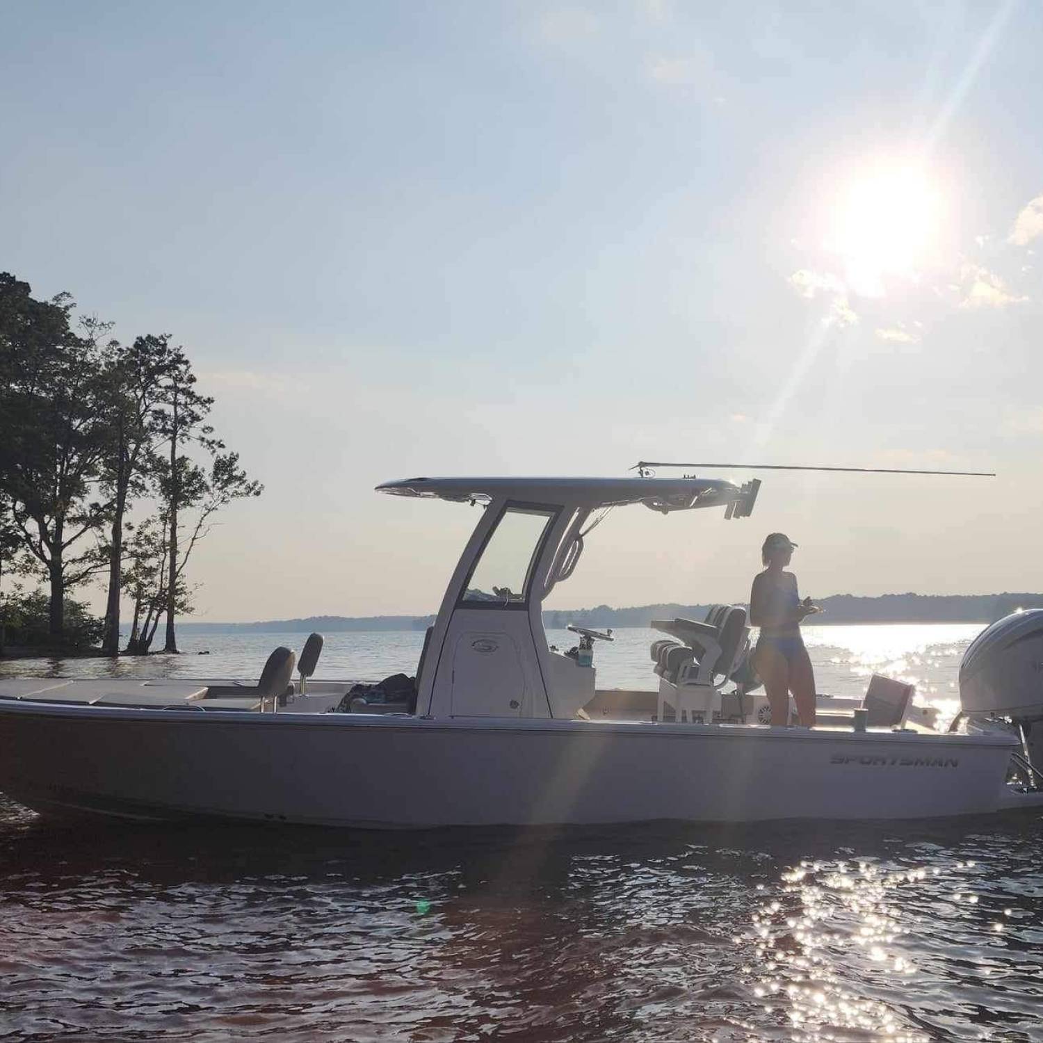 Title: Lake Murray days - On board their Sportsman Masters 247 Bay Boat - Location: Lake Murray, SC. Participating in the Photo Contest #SportsmanJanuary2025