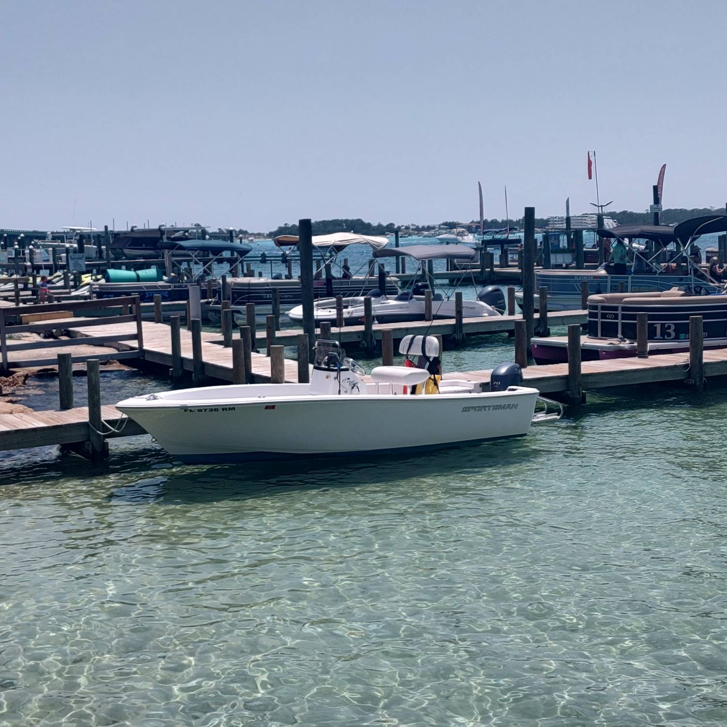 My 17 Island Reef chilling around lunchtime-next to Crab Island