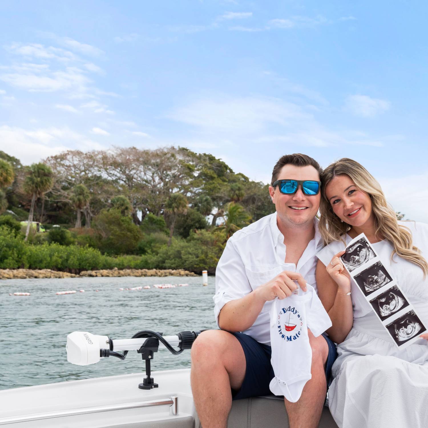 Title: Maternity Shoot - On board their Sportsman Masters 247OE Bay Boat - Location: Jupiter, Florida. Participating in the Photo Contest #SportsmanMarch2026
